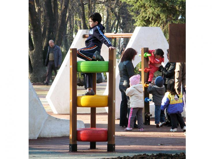 Children climbing facility, C11 model