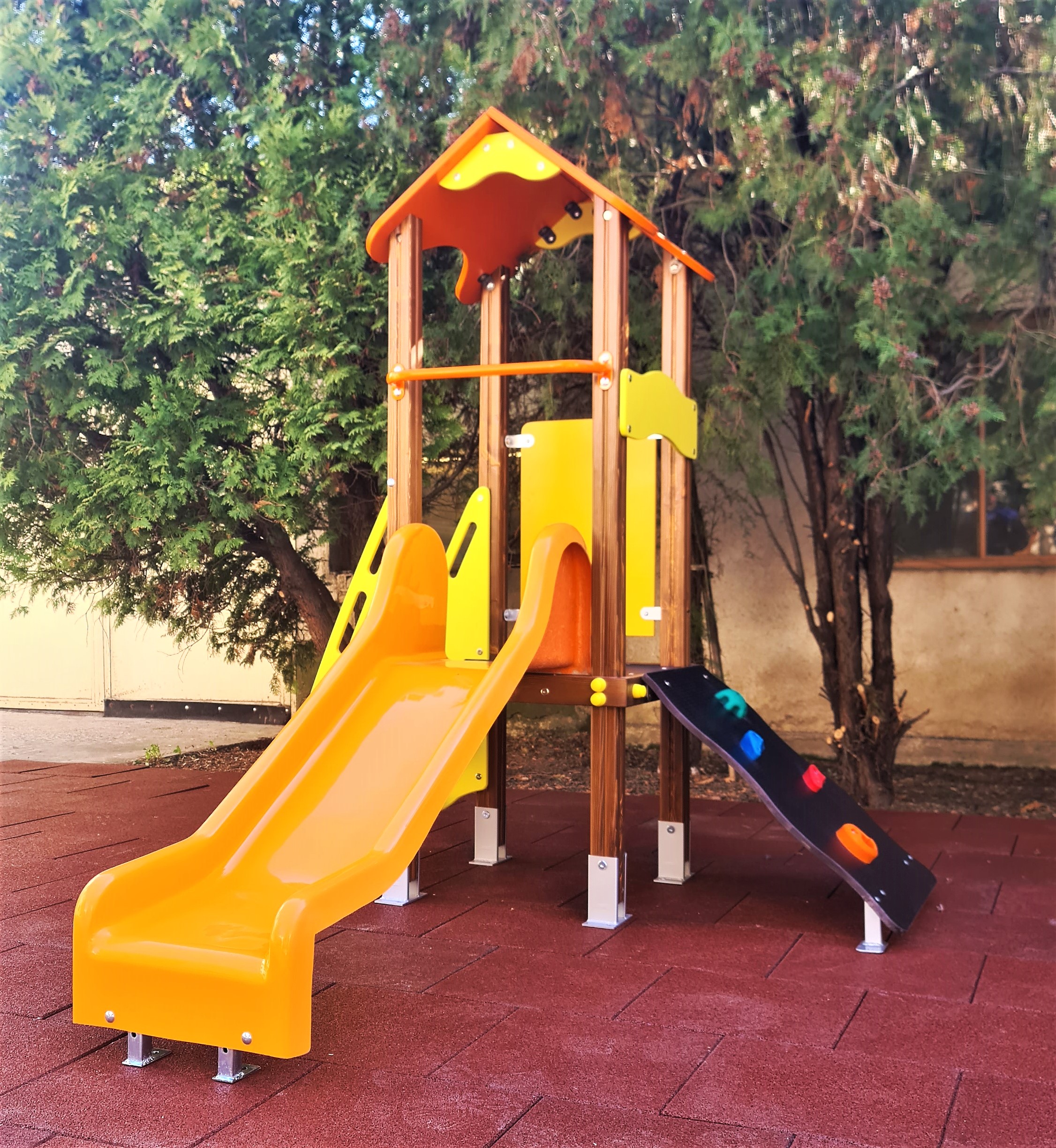Combined playground equipment, model КДM121